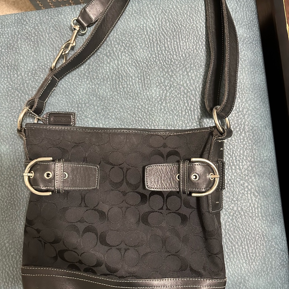 Coach handbag - Picture 2 of 3